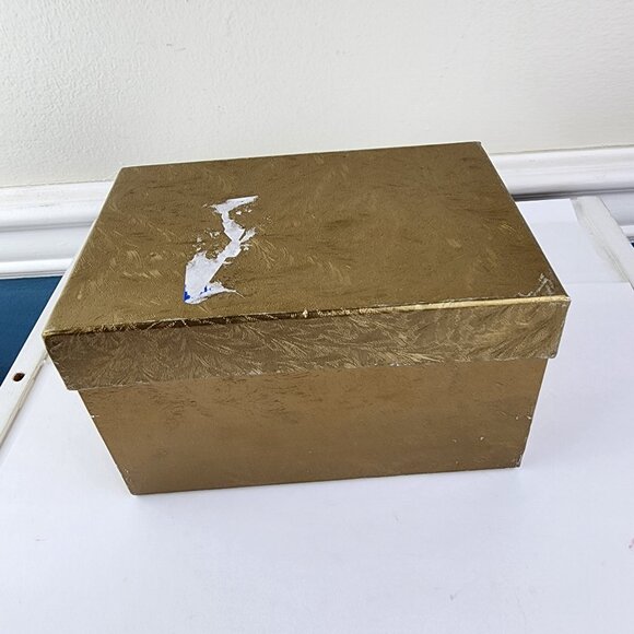 Mr Christmas Lavender Porcelain Egg Music Box Ornament Hanging - Picture 8 of 8